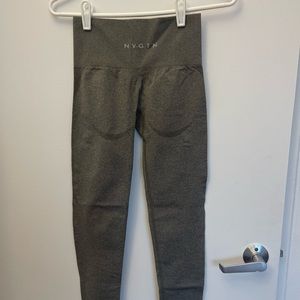 Forest green NVGT leggings size XS